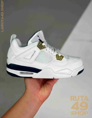 Air Jordan 4 Retro