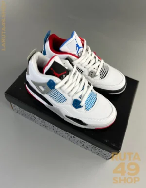 Air Jordan 4