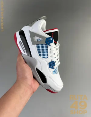 Air Jordan 4