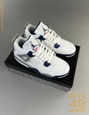 Air Jordan 4