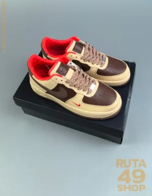 Nike Air Force 1 '07