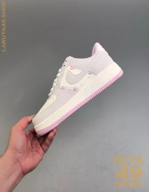 Nike Air Force 1 '07