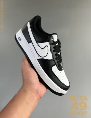 Nike Air Force 1 Low