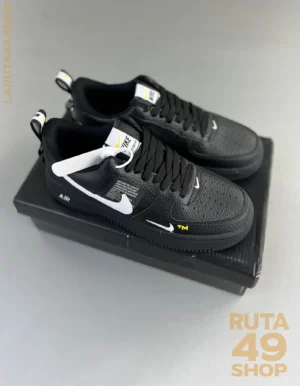 Nike Air Force 1 Low