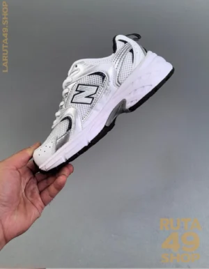 New Balance 530